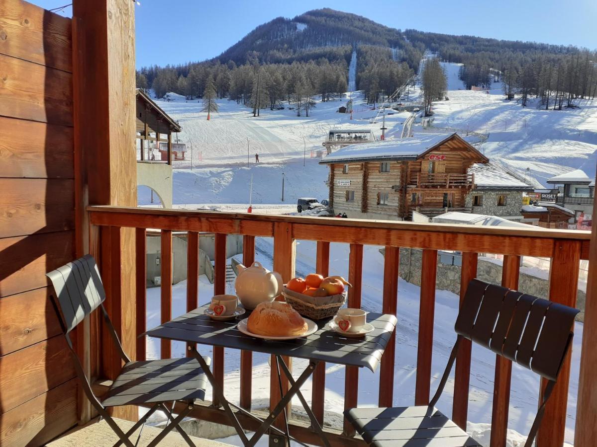 Skis Aux Pieds Dans Un Appartement Cosy Au Coeur Du Queyras Molines-en-Queyras Exteriér fotografie